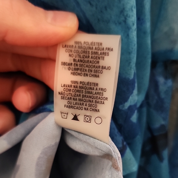 Elie Tahari Blue Blouse with Mandarin Collar and 3/4 Sleeves - Picture 7 of 11